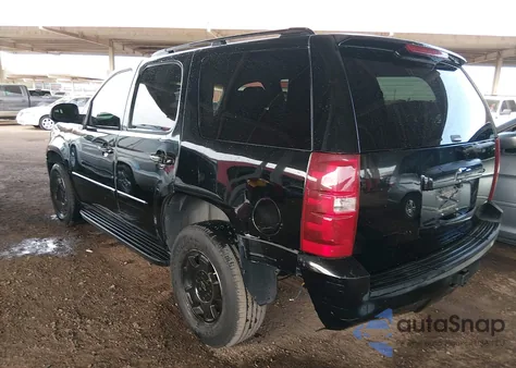 2008 Chevrolet Tahoe Lt z USA, uszkodzony, nr VIN 1GNFC13008R143693